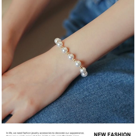 Elegant Artificial Pearl Charm Bracelets - Picture 5 of 5